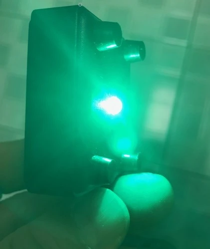 Månelys lampe med led spot (Grønt lys) til at lægge ovenpå glasset.